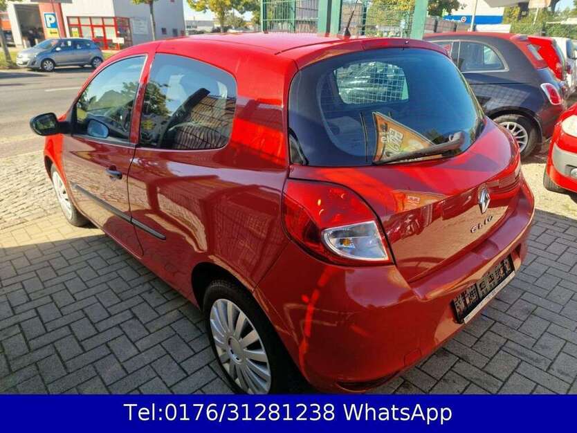 Renault Clio 139.000 km 2.499 € Berlin 13086