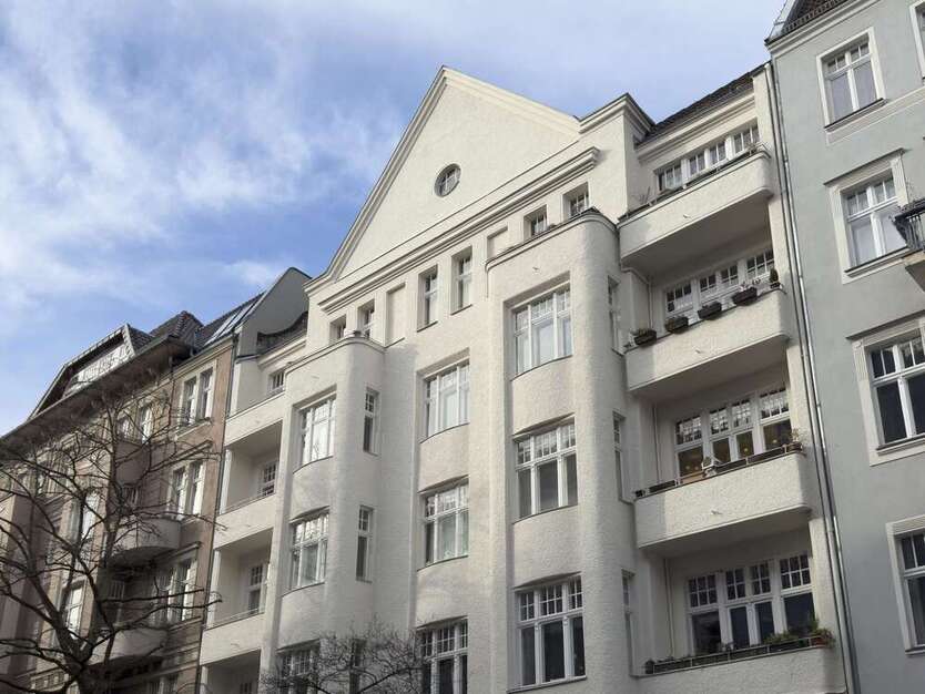 Einzelhandel in Berlin 449.000 € 106.81 m²