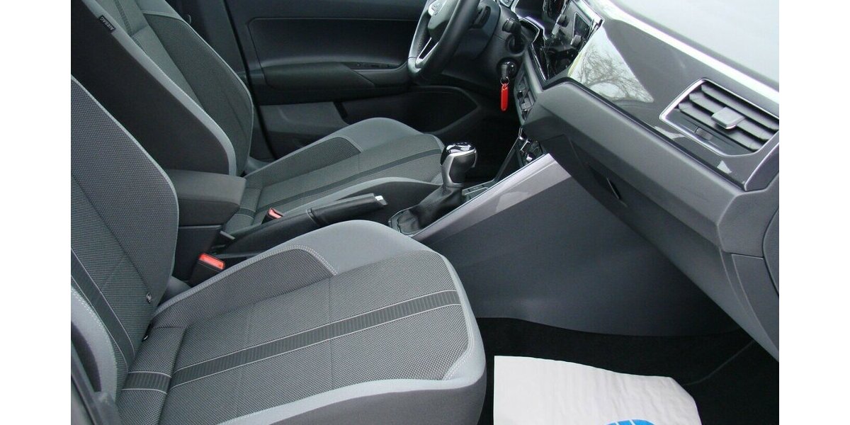 VW Polo VI 1.0TSi Style ACC IQ-LIGHT BMT DSG 19.923 km 19.980 &euro; Falkensee 14612