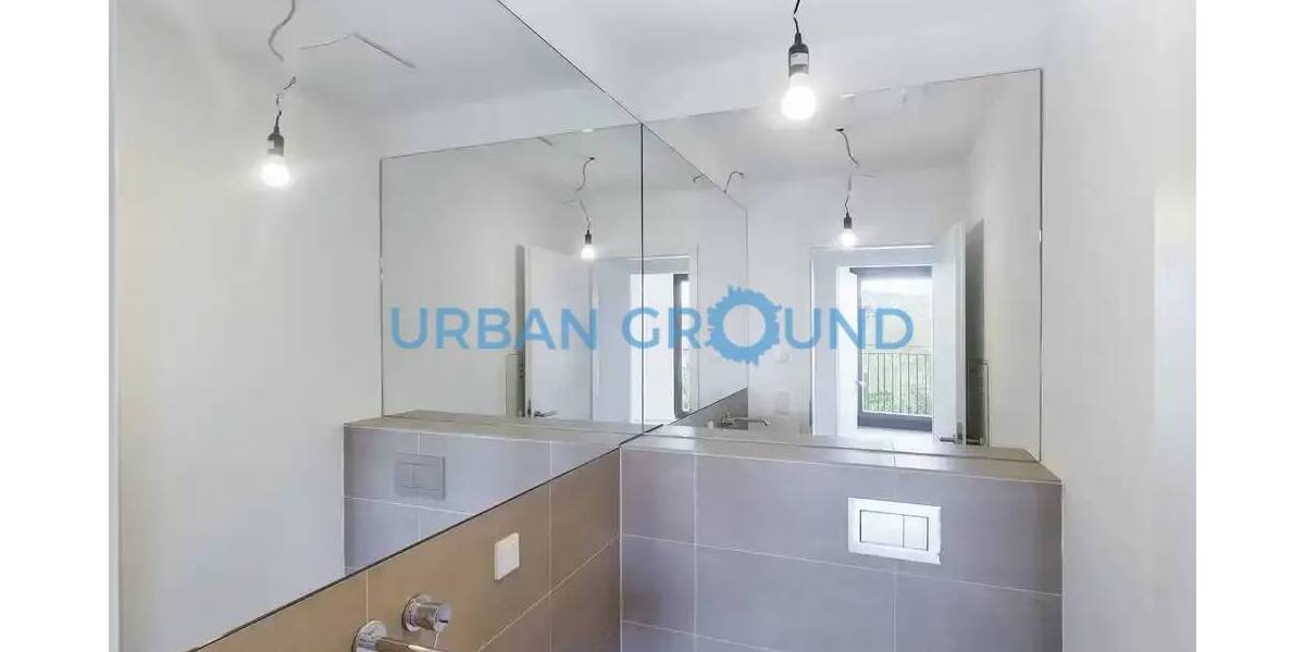 Etagenwohnung Berlin Mitte - 3 Zimmer, 81 m&sup2;, 2.160&euro; | Angebot:26513001