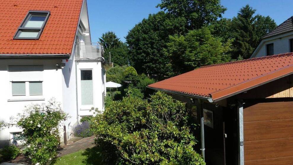 Großzügiges Architektenhaus, gepflegt, mit separater EinliegerWohnung