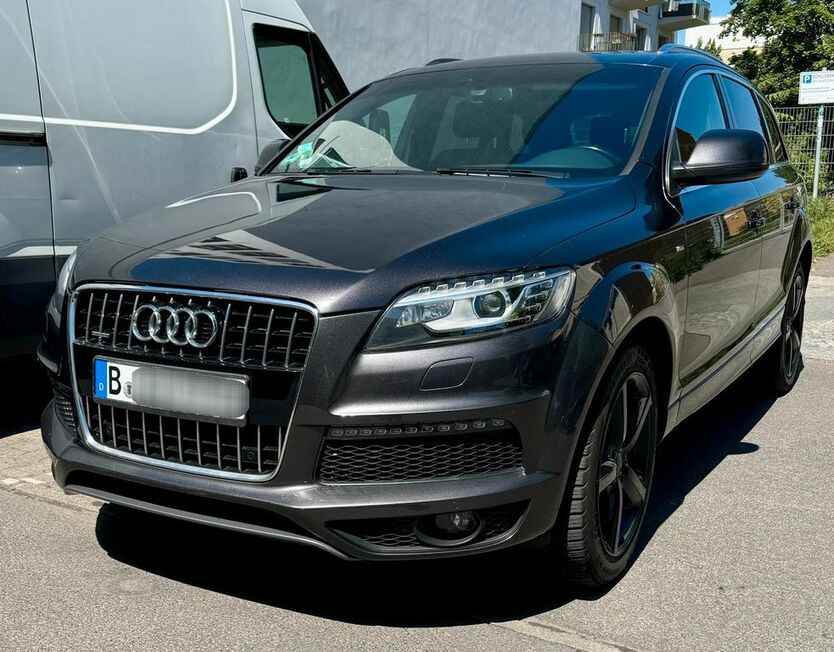 Q7