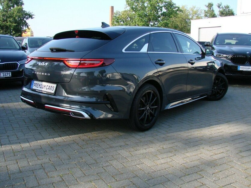 Kia ProCeed 1.5 T-GDi GT-line ACC Bi-LED Navi Kamera 31.539 km 25.980 € Falkensee 14612