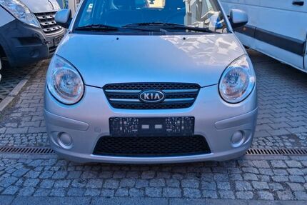 Kia Picanto 69.000 km 3.300 &euro; Berlin 12105