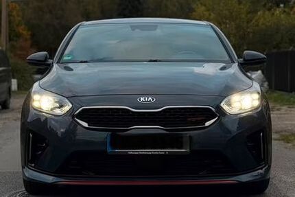 Kia pro ceed / ProCeed 104.000 km 18.999 &euro; berlin 13089