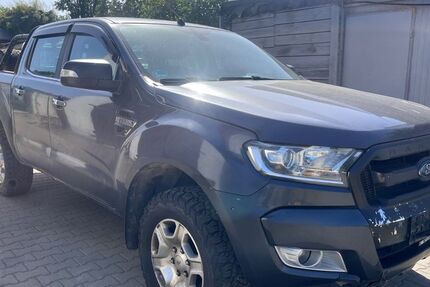 Ford Ranger 221.223 km 12.999 &euro; Berlin 14167