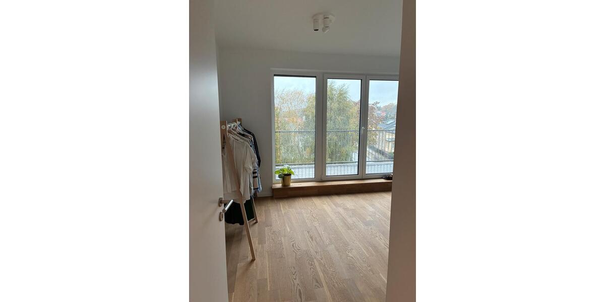 Dachgeschoßwohnung Potsdam - 4 Zimmer, 134 m&sup2;, 2.895&euro; | Angebot:24506201