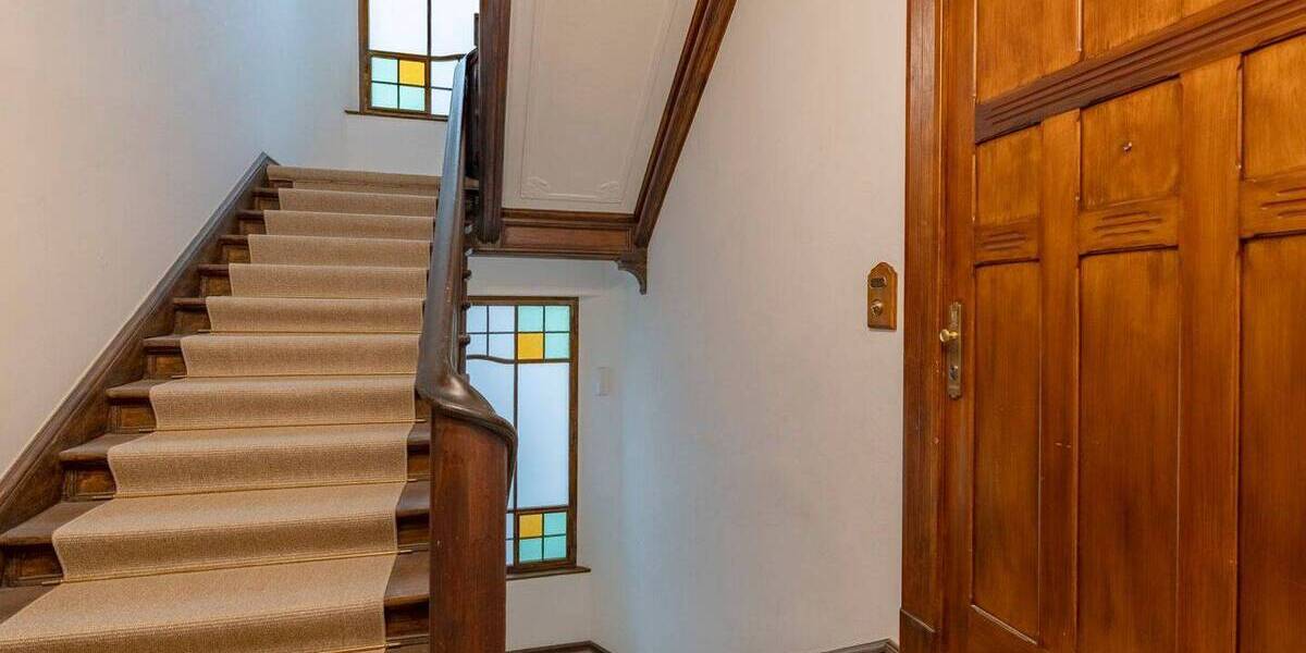 Etagenwohnung Berlin Wilmersdorf - 5 Zimmer, 220 m&sup2;, 1.950.000&euro; | Angebot:24034004