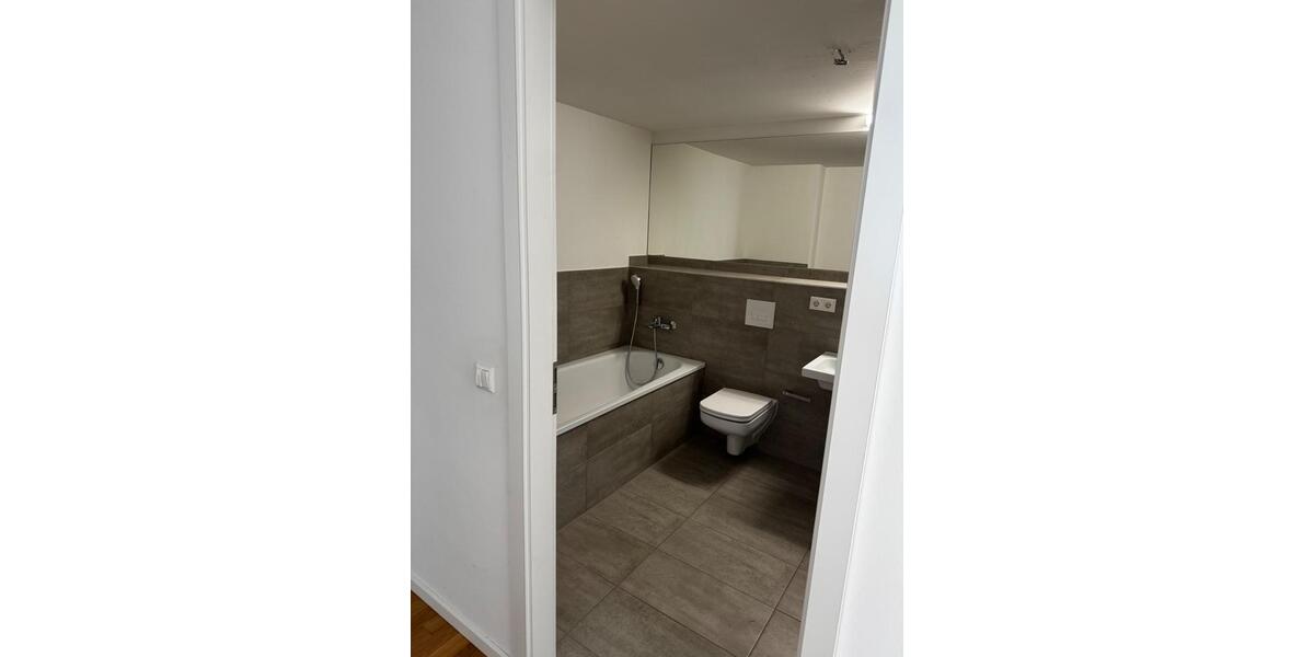 Etagenwohnung Berlin Lichtenberg - 3 Zimmer, 70 m&sup2;, 1.445&euro; | Angebot:26381740