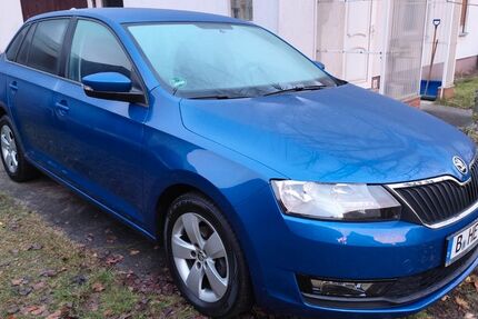 Skoda Rapid 103.000 km 9.000 &euro; Berlin 12683