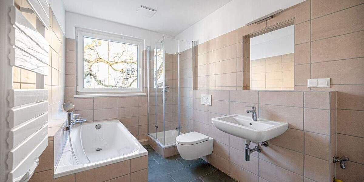 Etagenwohnung Berlin Charlottenburg - 3 Zimmer, 84 m&sup2;, 545.000&euro; | Angebot:24814312