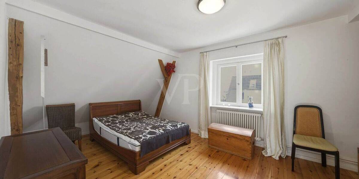 Einfamilienhaus Berlin Lichterfelde - 7 Zimmer, 280 m&sup2;, 1.700.000&euro; | Angebot:26176248