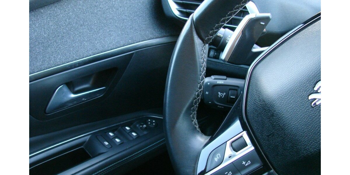 Peugeot 5008 1.2 PureTech 130, 7-Sitzer 2WD LED 360° 54.980 km 24.980 &euro; Falkensee 14612