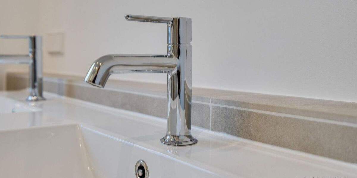 Kernsanierte 3-Zimmerwohnung mit Loggia + TG-Stellplatz in Bestlage Berlin-Wannsee 3 zimmer