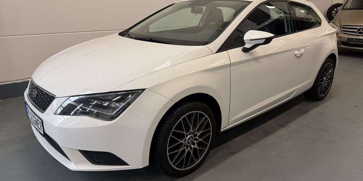 Seat Leon 158.241 km 7.950 &euro; Berlin 12277