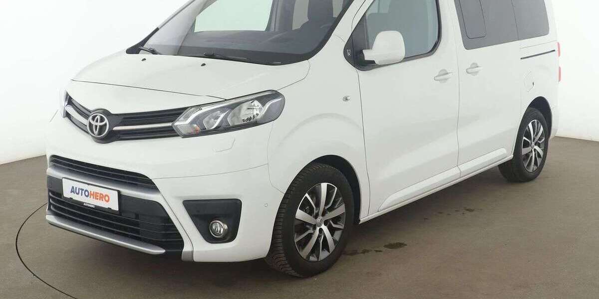 Toyota Proace 96.444 km 25.920 &euro; Berlin 14059