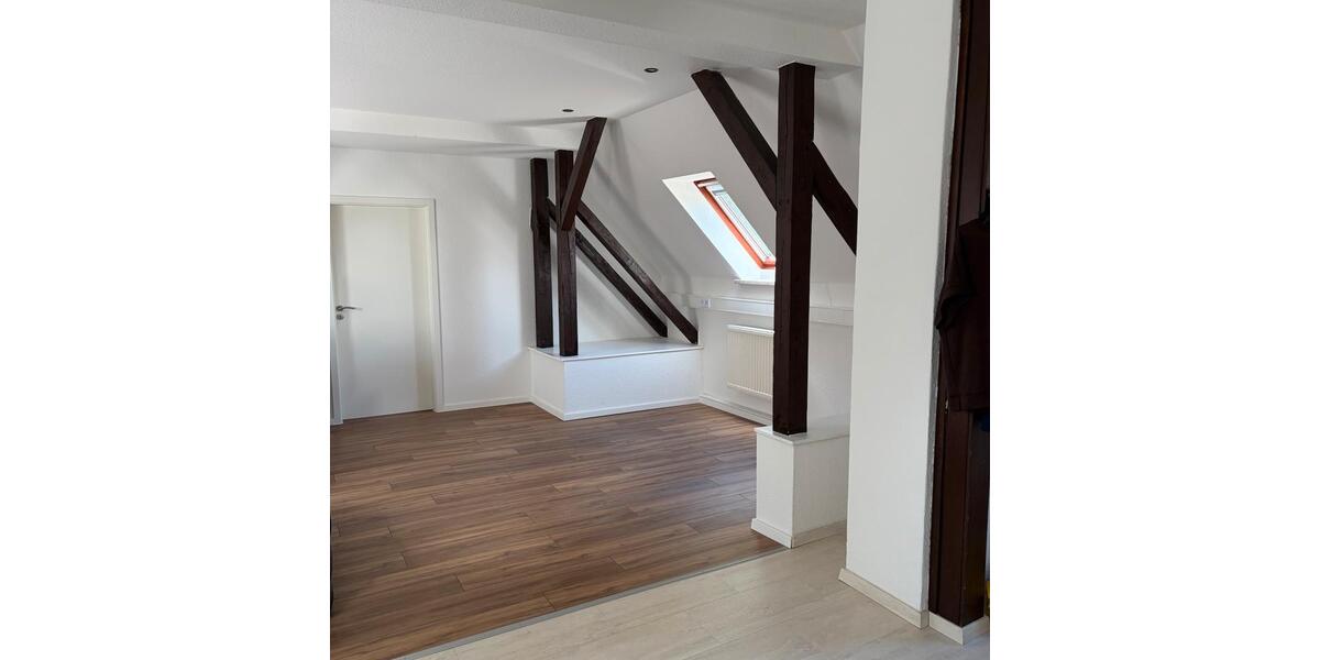 Dachgeschoßwohnung Leegebruch - 2 Zimmer, 80 m&sup2;, 192.000&euro; | Angebot:26945342