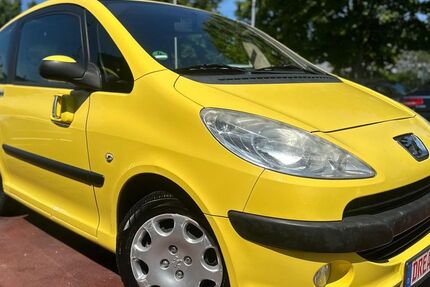 Peugeot 1007 117.000 km 1.690 &euro; berlin 12681