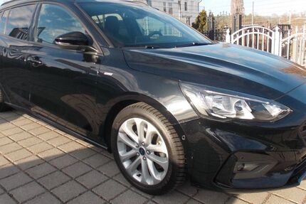 Ford Focus 40.000 km 15.990 &euro; Mahlow 15831