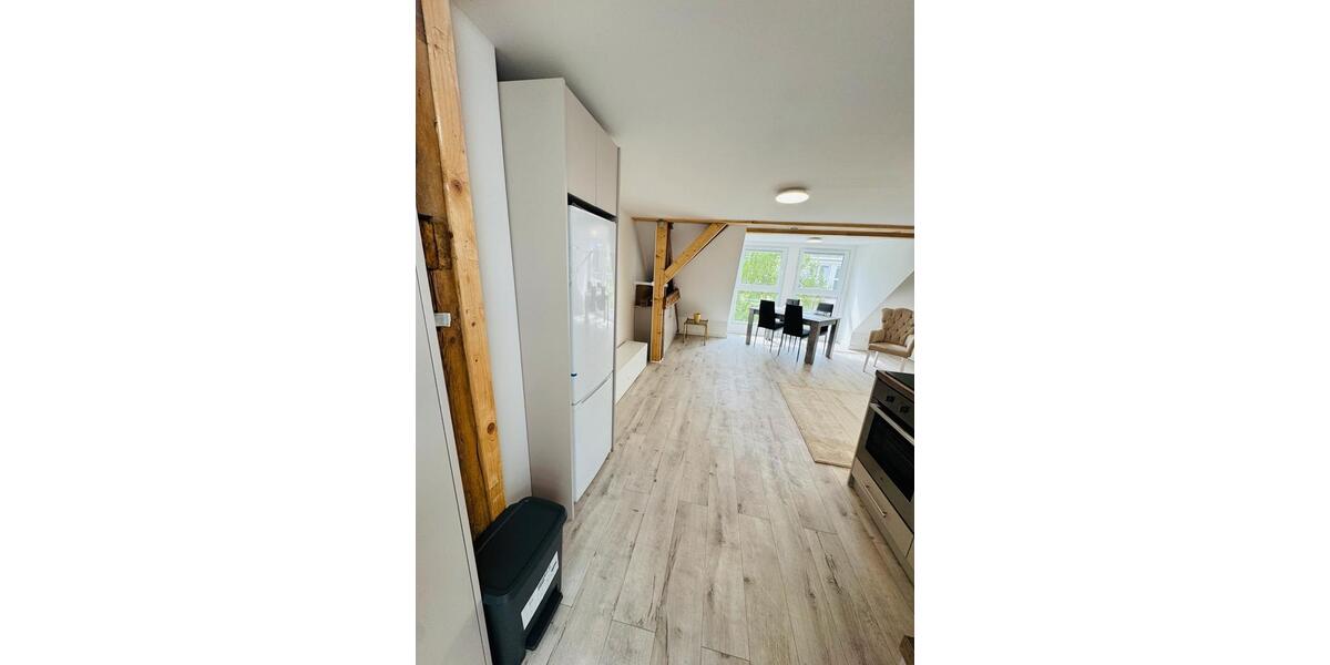 Dachgeschoßwohnung Berlin Spandau - 3 Zimmer, 56 m&sup2;, 1.600&euro; | Angebot:26441938