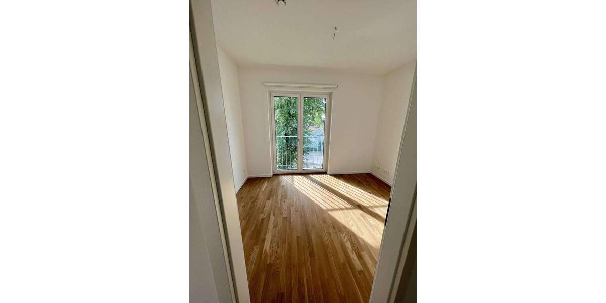 Etagenwohnung Berlin Spandau - 5 Zimmer, 134 m&sup2;, 2.350&euro; | Angebot:25700974