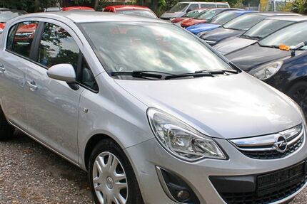 Opel Corsa 171.230 km 2.700 &euro; Berlin 13057