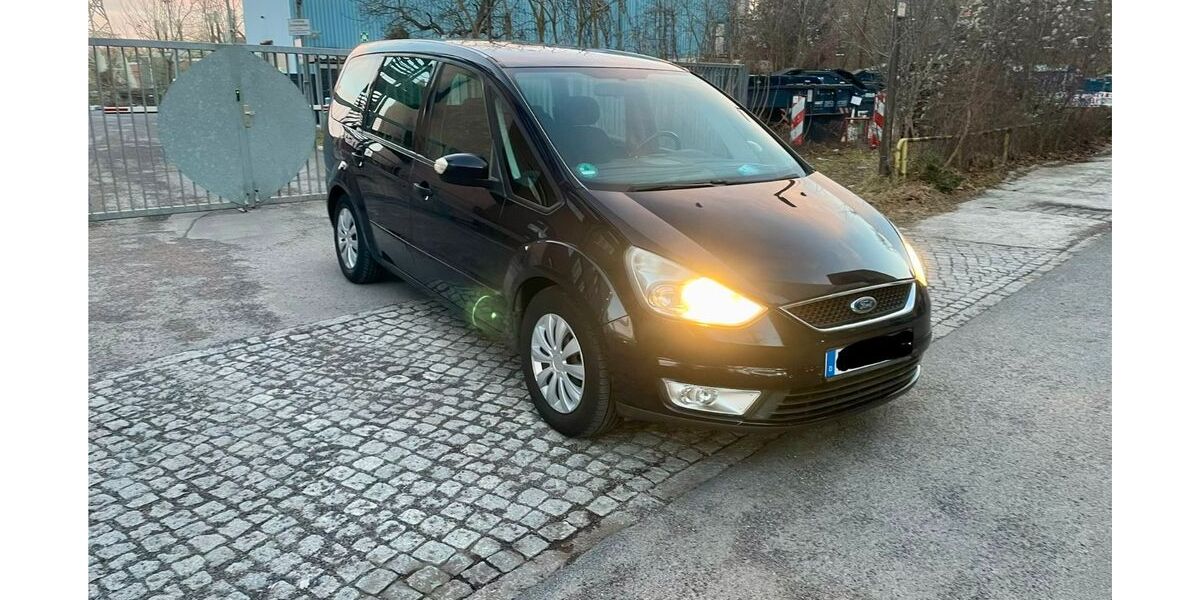 Ford Galaxy 191.000 km 3.500 &euro; Berlin 13599