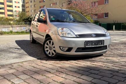 Ford Fiesta 79.600 km 4.300 &euro; Berlin 13355