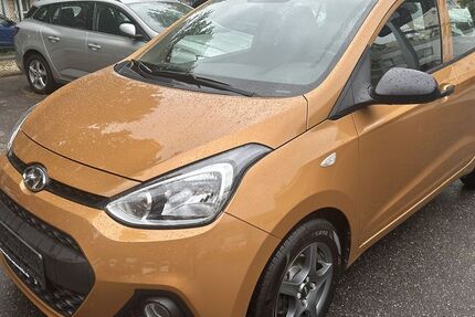 Hyundai i10 81.560 km 5.900 &euro; Berlin 12249