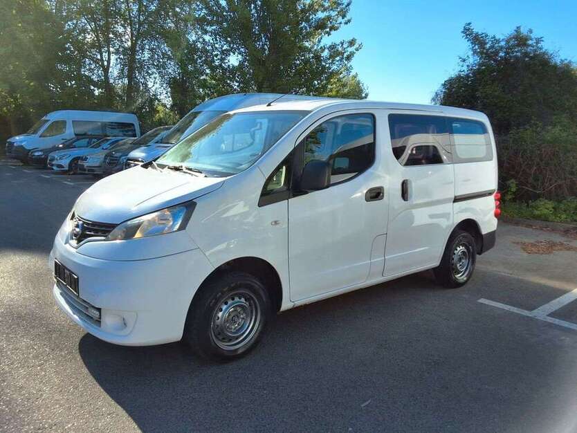 NV200