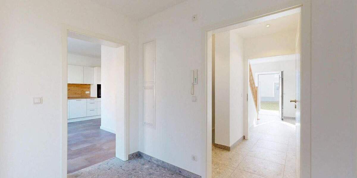 Mehrfamilienhaus, Wohnhaus Potsdam Bornim - 8 Zimmer, 232 m&sup2;, 1.532.000&euro; | Angebot:25837917