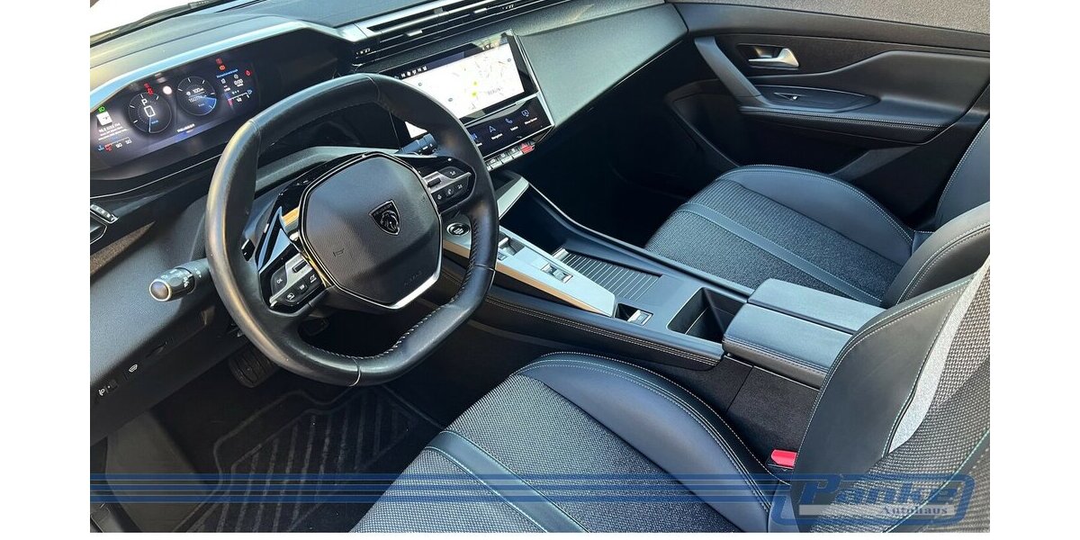 Peugeot 308 Allure EAT8*NAV*Carplay*LED*360°*Cockpit* 150.000 km 17.990 &euro; Berlin 13187