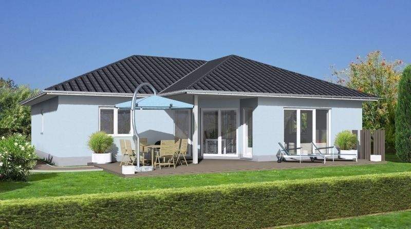 Unterkellerter Bungalow (57 m²) und 2 Garagen zum Abriss auf 900 m² Traumbauland ! Im Alleinauftrag in Panketal