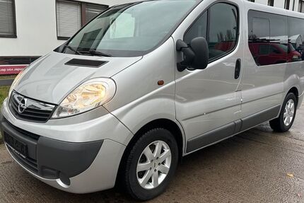 Opel Vivaro 179.800 km 8.300 &euro; Berlin 12681