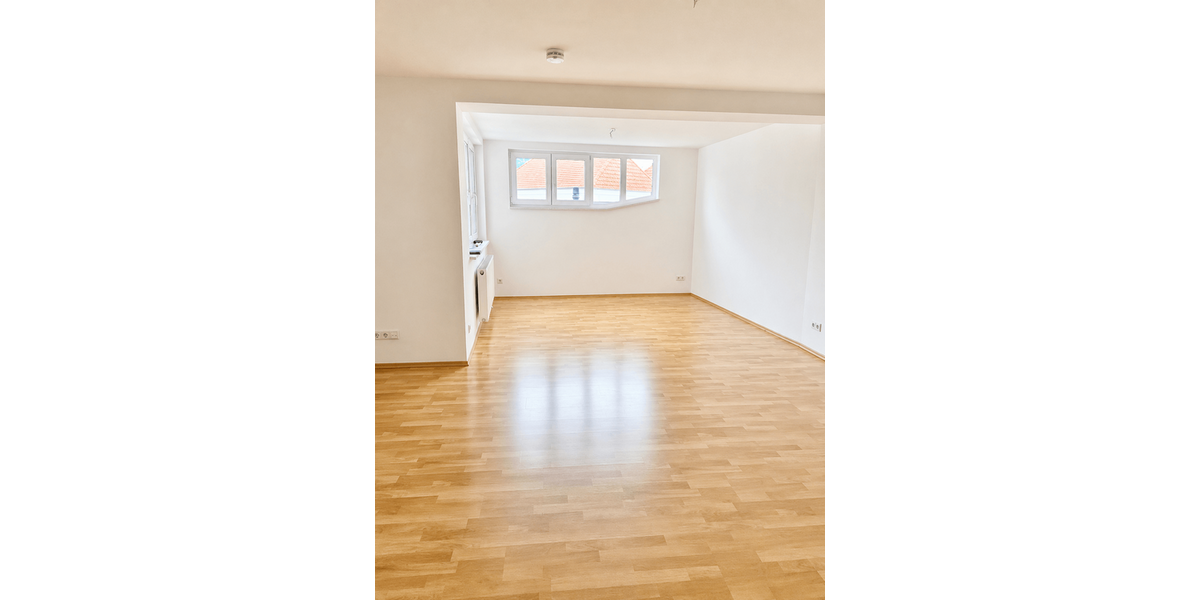 Etagenwohnung Königs Wusterhausen - 2 Zimmer, 79 m&sup2;, 1.050&euro; | Angebot:27314083