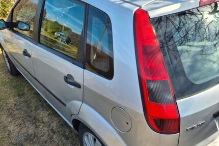 Ford Fiesta 184.300 km 1.600 &euro; Teltow 14513