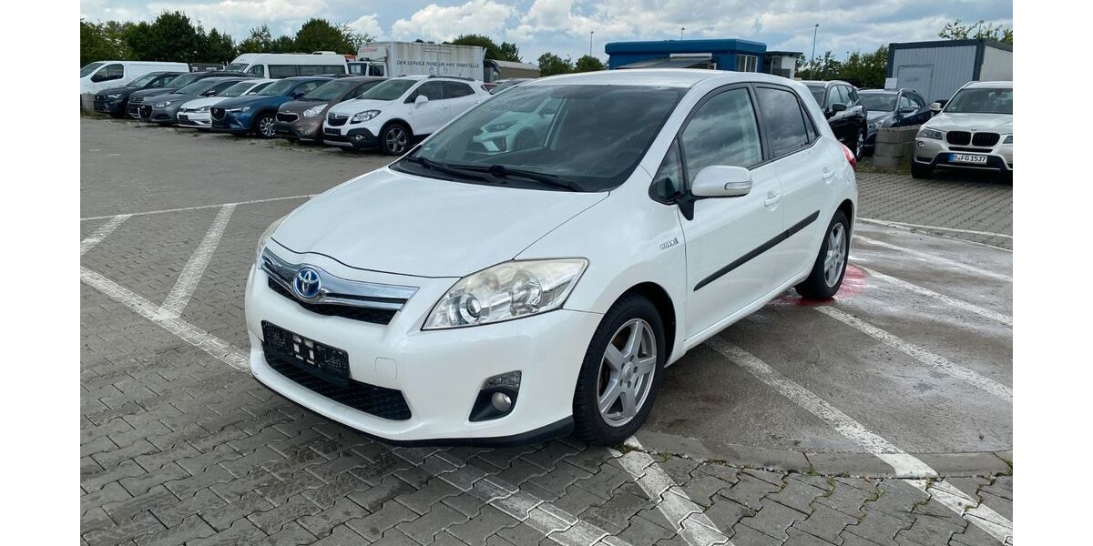 Toyota Auris 75.692 km 7.450 &euro; mittenwalde-schenkendorf 15749