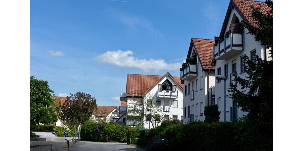 Dachgeschoßwohnung Leegebruch - 3 Zimmer, 94 m&sup2;, 250.000&euro; | Angebot:26818711
