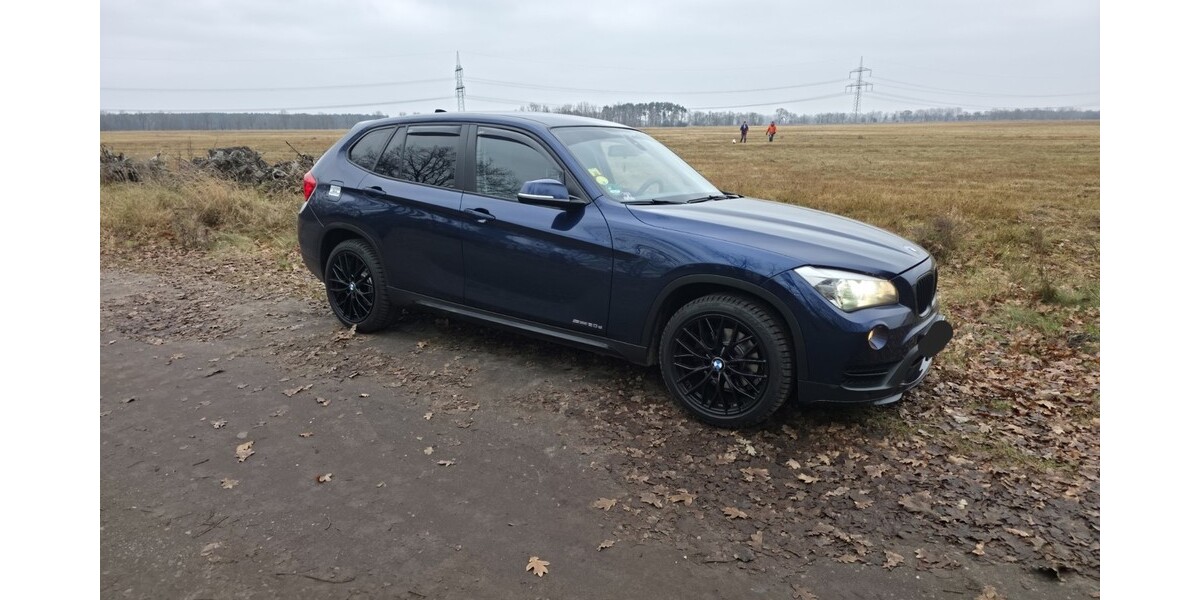 BMW X1 242.481 km 9.999 &euro; Berlin 10178