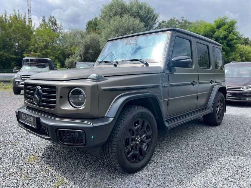 Mercedes-Benz G 450 1.098 km 162.990 € Potsdam 14482