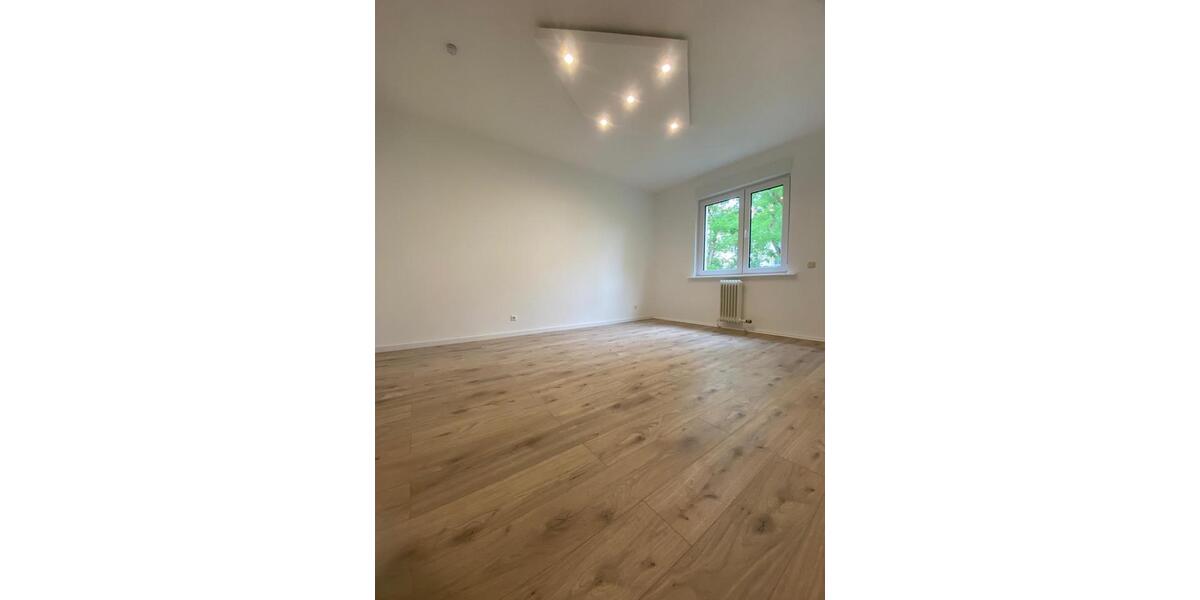 Hochparterre Berlin Spandau - 2 Zimmer, 60 m&sup2;, 225.000&euro; | Angebot:27162868