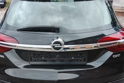Opel Insignia 267.700 km 5.500 &euro; Berlin 13585