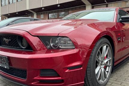 Ford Mustang 118.000 km 21.888 &euro; Berlin 13599