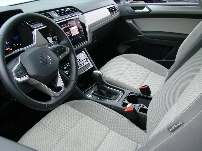VW Touran 1.5TSi Comfortline 7-Sitzer ACC Navi Kamera 23.085 km 30.980 € Falkensee 14612