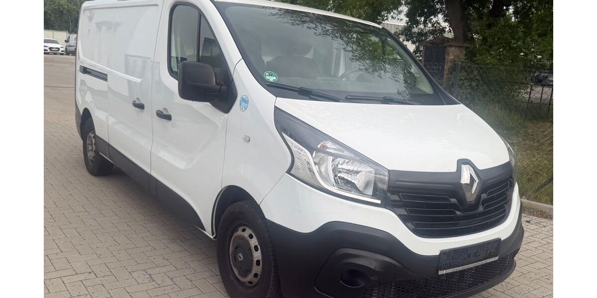 Renault Trafic 142.000 km 8.990 &euro; Berlin 12357