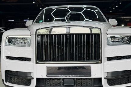 Rolls Royce Cullinan 43.554 km 379.888 &euro; Berlin 12277