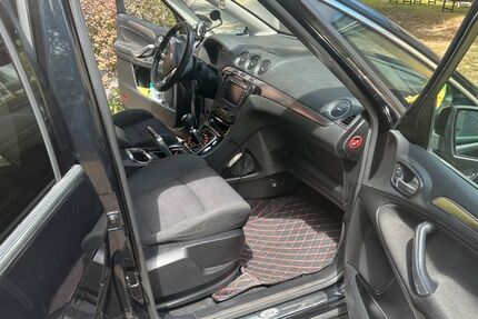 Ford S-Max 176.300 km 7.600 &euro; Berlin 10829