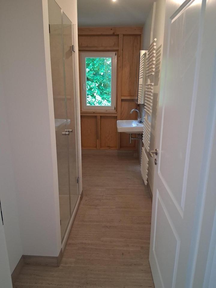 Schöne neu errichtete 3 bis 4 Zimmer-Dachgeschosswohnung mit geh. Innenausstattung und Dachterrasse zimmer