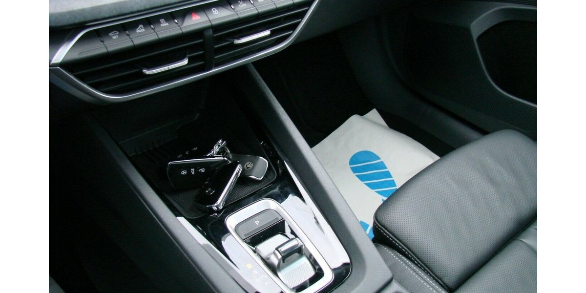 Skoda Octavia 2,0TDI Selection Leder Pano ACC Standheizu 15.681 km 33.980 &euro; Falkensee 14612