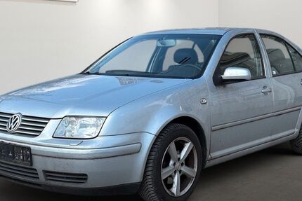 VW Bora 147.721 km 1.299 &euro; Berlin 12681